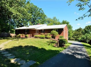 260 Shafer Rd, Coraopolis, PA 15108