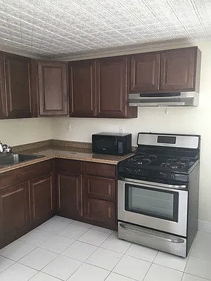 Rented by Guardian Property Management of Brooklyn LLC | media 4