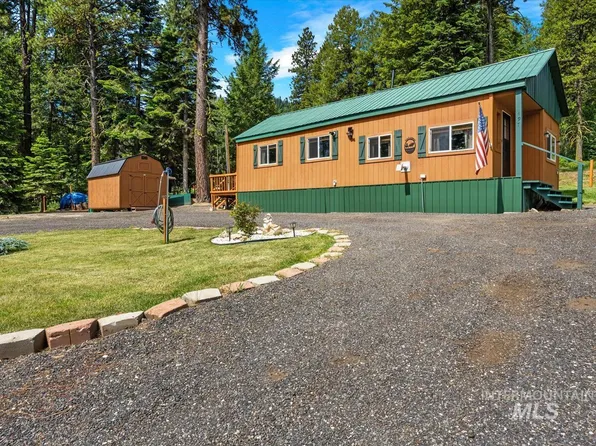 497 Micki Ln, Cascade, ID 83611