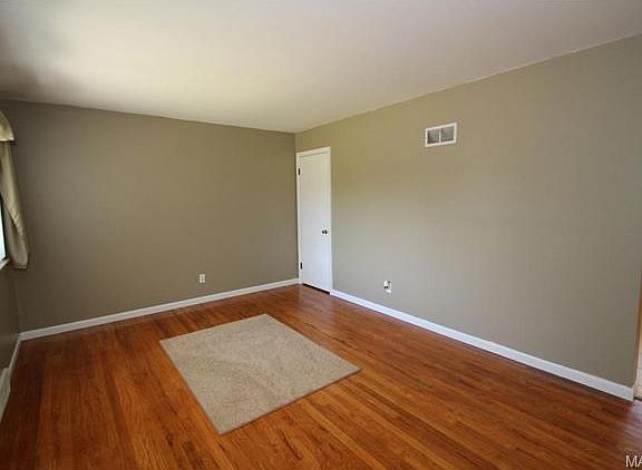 3rd image of 4222 Cornus Dr
