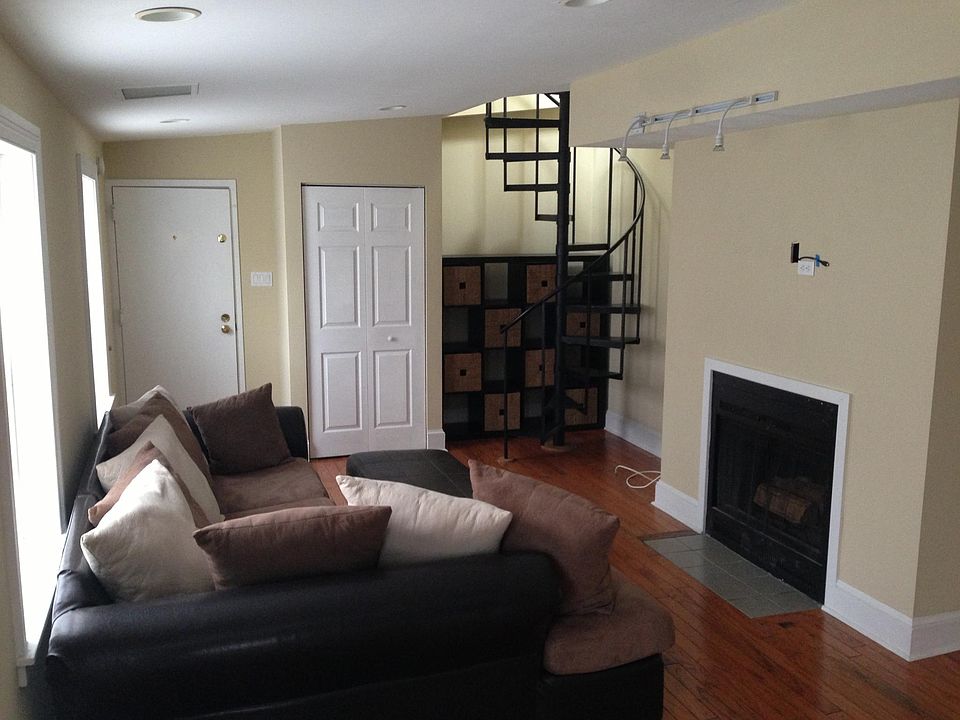 1st image of 1709 Wallace St APT 301
