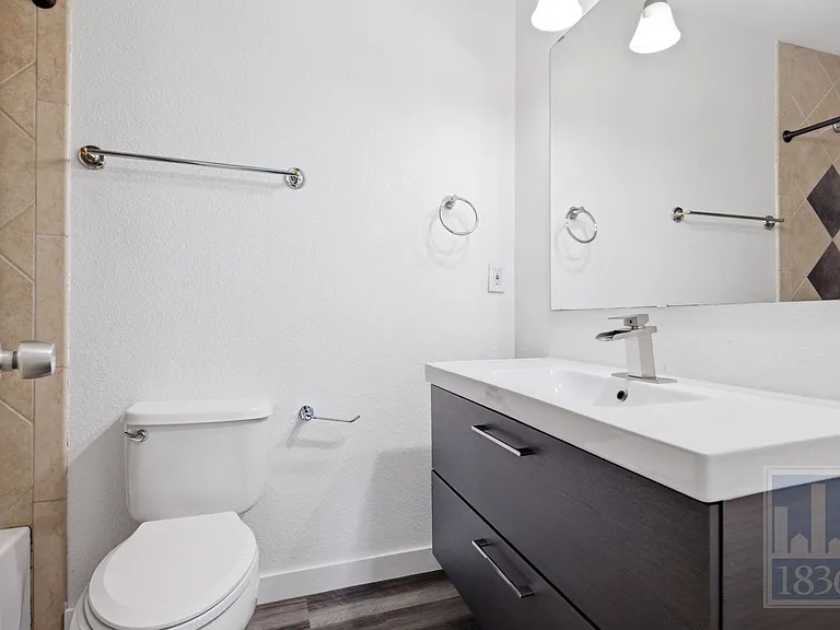 8400 Jamestown Dr #534 — Photo 16