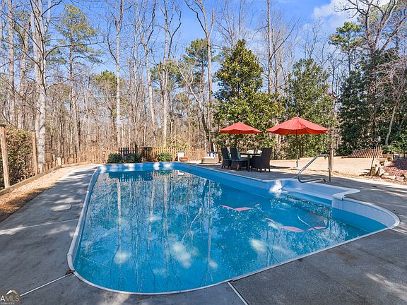 2nd image of 485 Surveyors Point