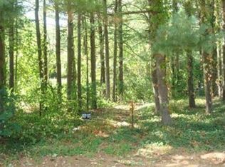 91 Pomeroy Meadow Rd, Southampton, MA 01073