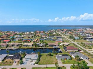 105 Peckham St SE, Port Charlotte, FL 33952