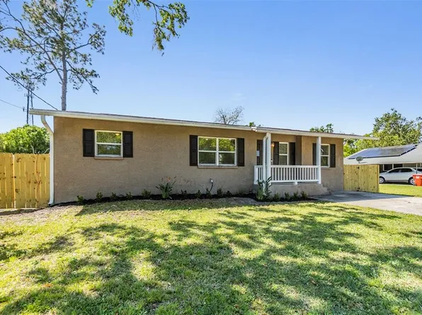 1817 E Calhoun St, Plant City, FL 33563