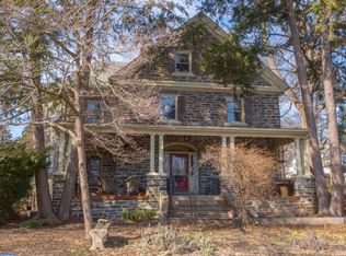 141 N Highland Ave, Bala Cynwyd, PA 19004