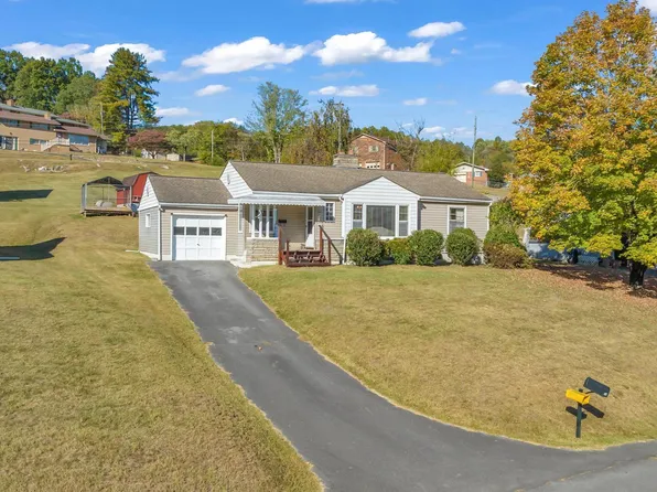 240 Lynn Dr, Gate City, VA 24251