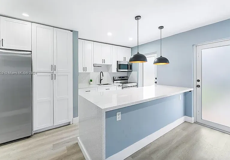 1620 SW 40th Ave #1 — Photo 15