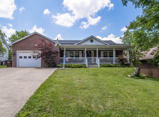 519 Old Peacock Rd, Paris, KY 40361