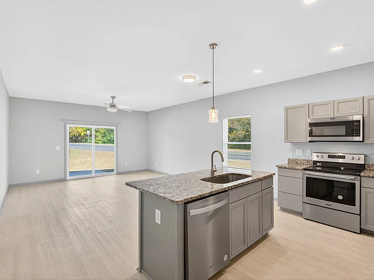 406 Fairfield Rd #406 — Photo 21