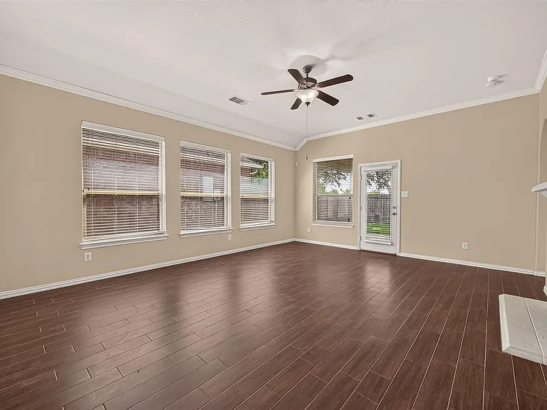 12107 Redbud Brook Trl — Photo 7