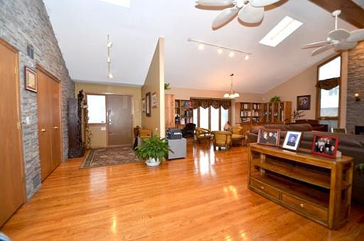 Inside Frnt. Entrance