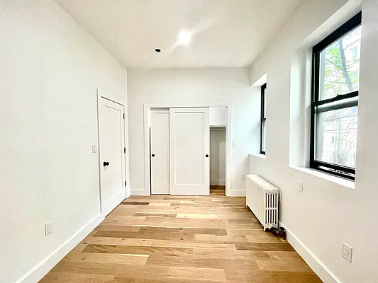 Rented by Pear NYC LLC | media 22
