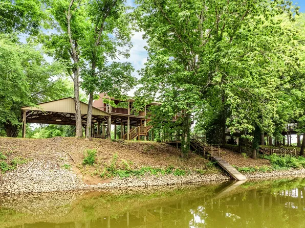 91 Creekside View Ln, Decaturville, TN 38329