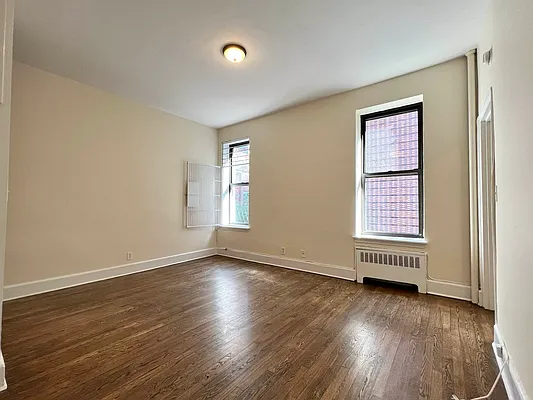 Rented by Compass | media 2