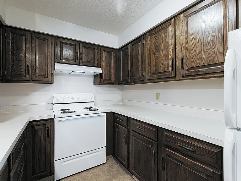 1110 F St #5 — Photo 7