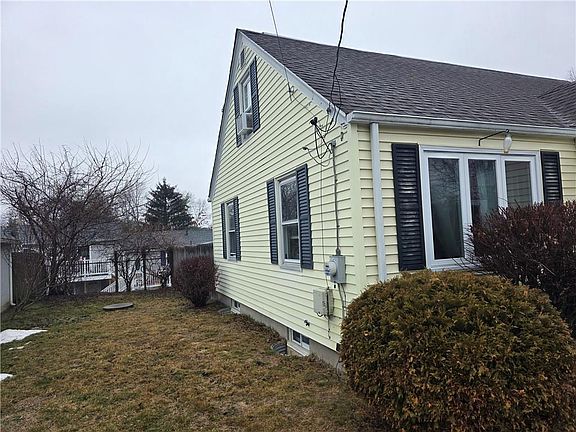 3rd image of 157 George Arden Ave