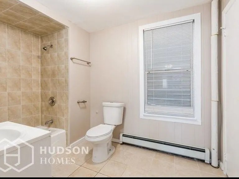433 Central Ave #1 — Photo 5