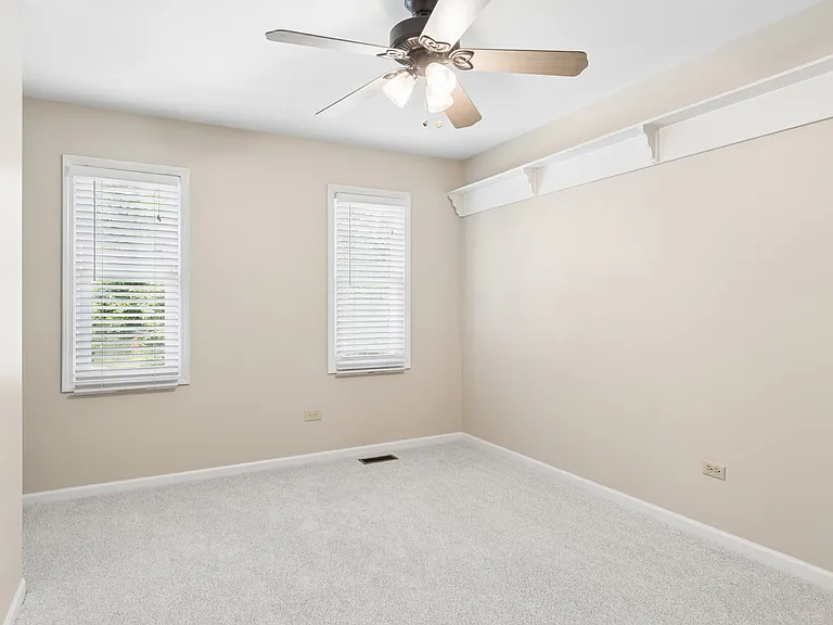 2408 Newport Dr — Photo 12