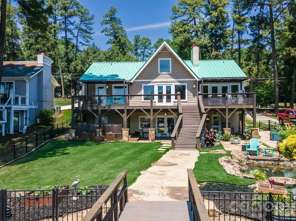 20919 Island Forest Dr, Cornelius, NC 28031