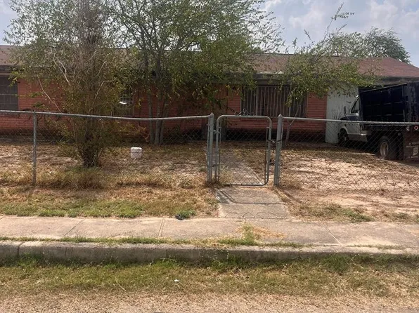 610 E Jackson St, Crystal City, TX 78839