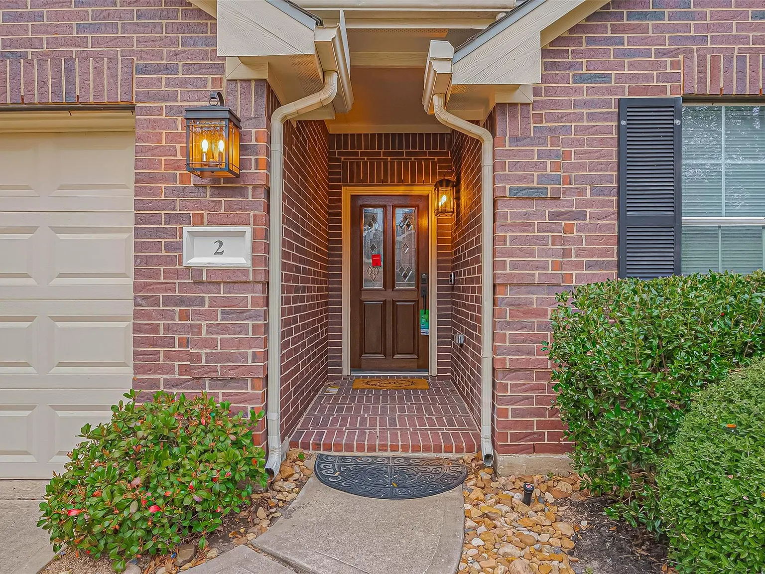 3 bed, 2.0 bath, 1783 sqft, $3,150 — Photo 4