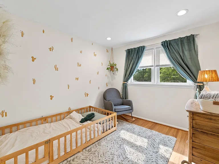 5208 Lindsay St — Photo 20