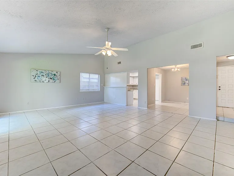 10514 Rancho Bernardo Ln — Photo 10