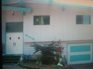 515 NE 178th Pl, Seattle, WA 98155