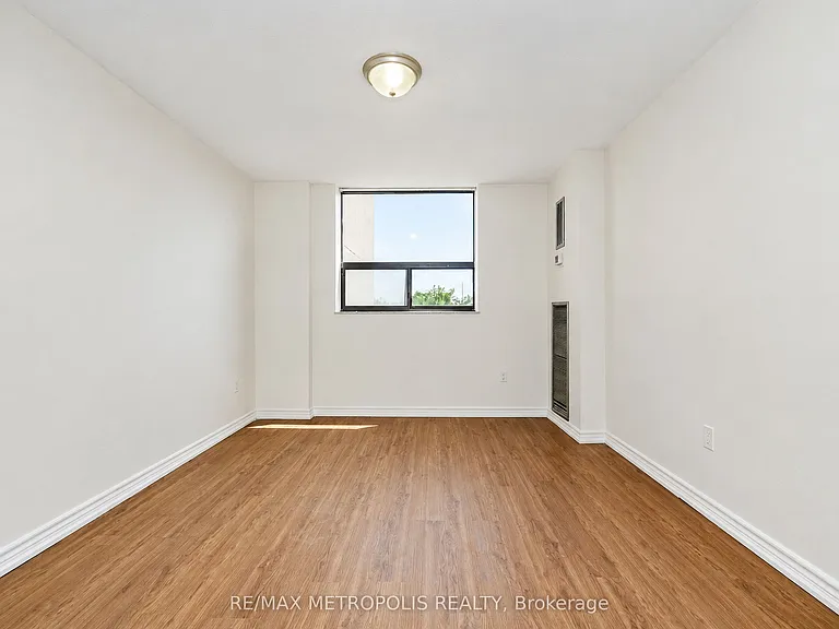 301 Prudential Dr #407 — Photo 23