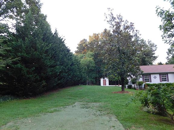 4th image of 2056 Mulberry Ln