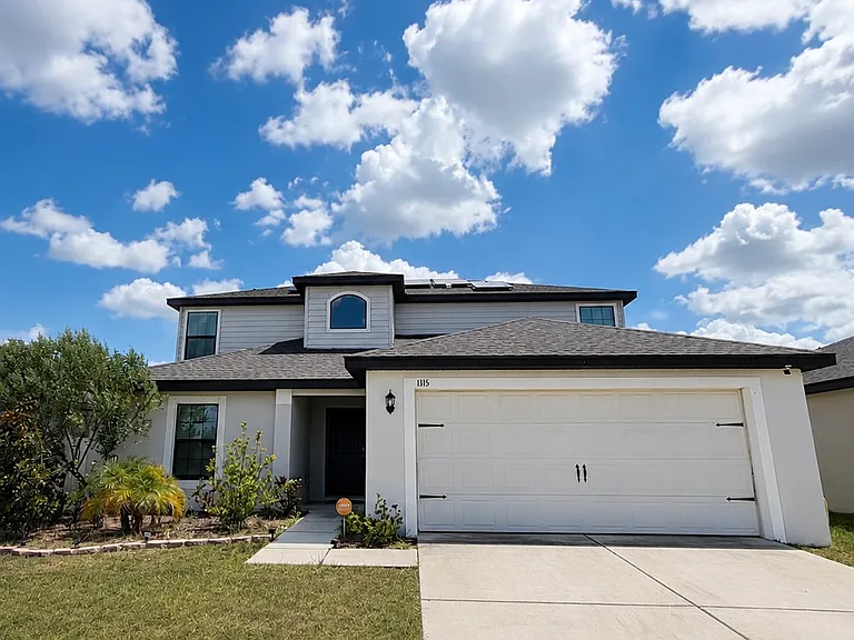 1115 Wynnmere Walk Ave — Photo 1