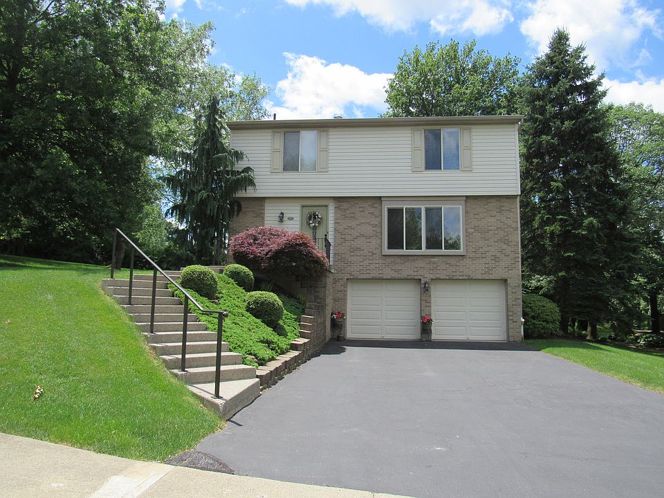 1st image of 10056 Firethorn Dr