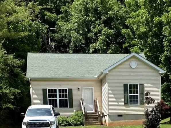 558 Barnardsville Hwy, Weaverville, NC 28787