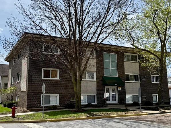 1101 S Harlem Ave #301, Forest Park, IL 60130