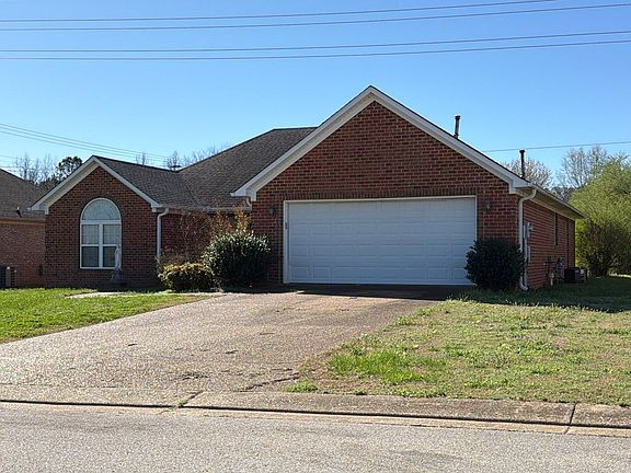 2nd image of 12 Wesley Dr