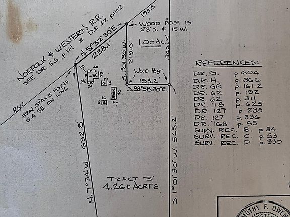 3rd image of 504 Erie St