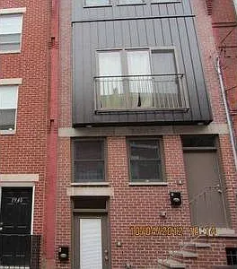 1942 N Gratz St — Photo 14