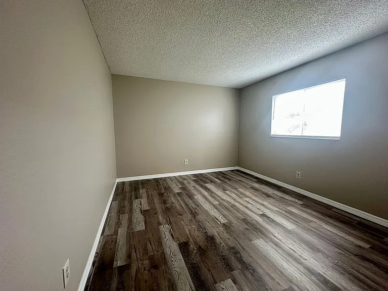 829 Gleason Pkwy — Photo 20