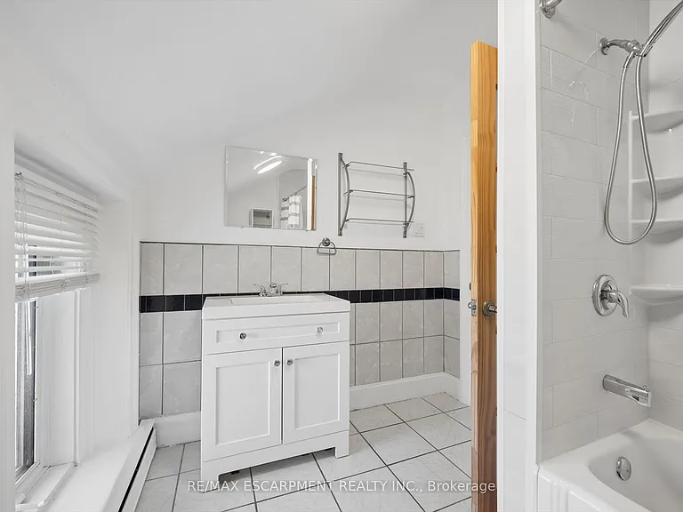 38B Concession St — Photo 19
