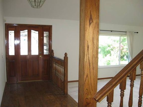 Foyer Entry - Wood Floor