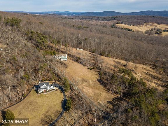 3rd image of 3776 Dixon Valley Dr