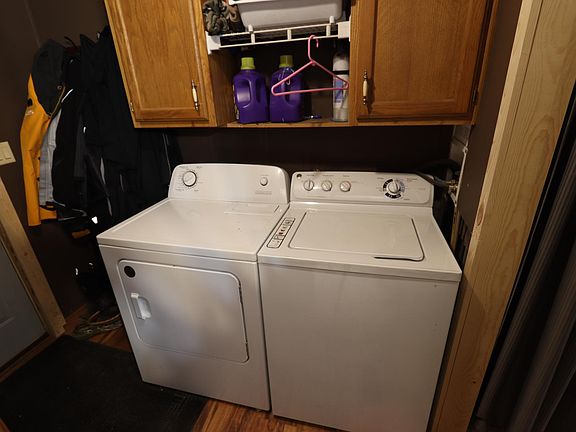 4th image of 752 Lenmark Ln