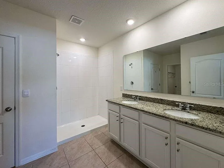 6833 Cranes Roost Rd — Photo 5