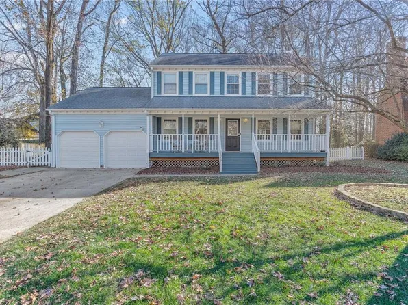 1219 Fairway Dr, Chesapeake, VA 23320