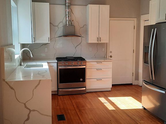 2nd image of 1819 S Emerson St