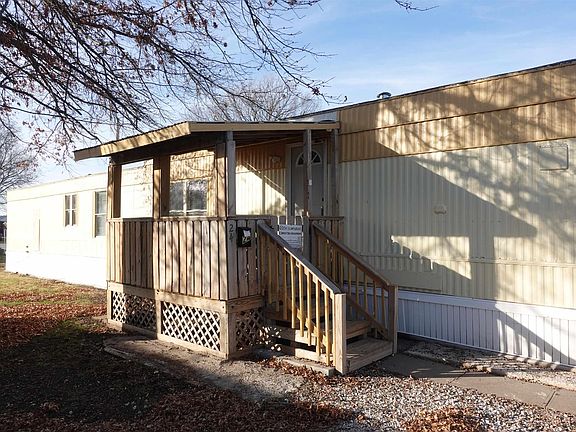 3rd image of 24 Cokels Ct