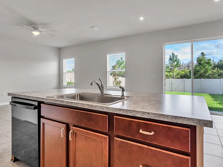 10735 Hawks Landing Dr — Photo 7