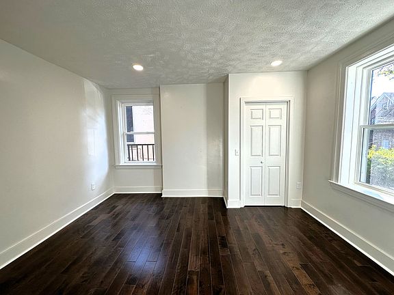 3rd image of 362 S Negley Ave APT 3